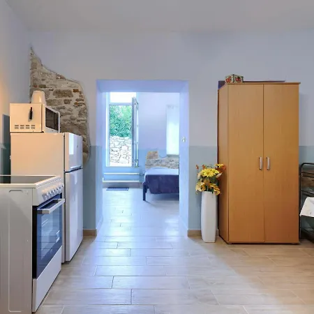 Appartamento Sonja By Interhome Pola