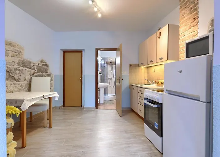 Sonja By Interhome * Пула