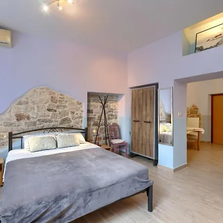 Sonja By Interhome * Pula