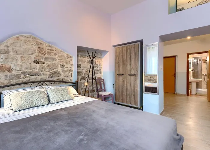 Sonja By Interhome Appartamento Pola