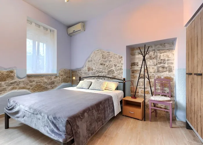 Sonja By Interhome Appartamento Pola